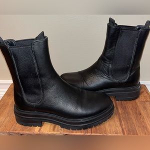 Slip On Gorgeous Black  Leather Blondos Waterproof Boots Ordered them for myself